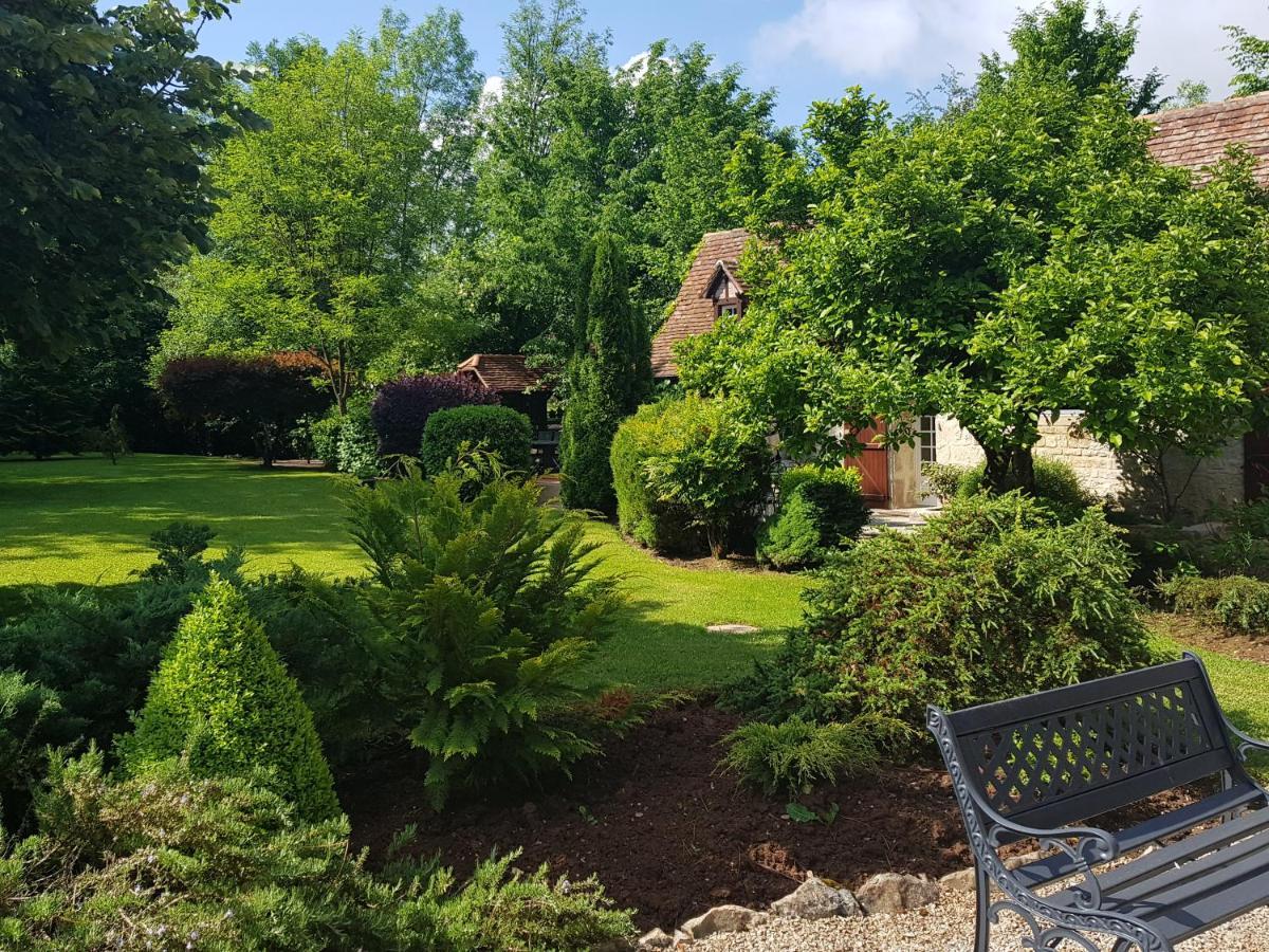 Moulin Du Soustre Bed & Breakfast *