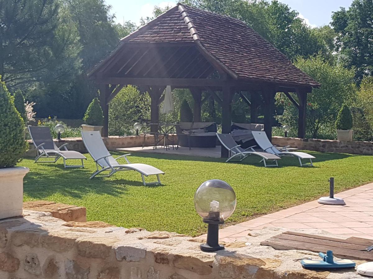 Bed & Breakfast Moulin Du Soustre *