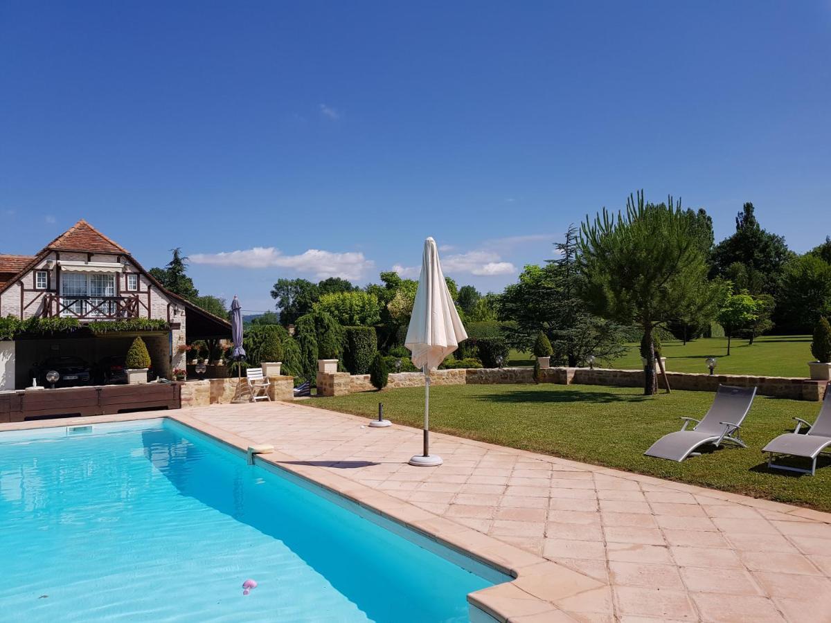 Moulin Du Soustre Bed & Breakfast Cavagnac