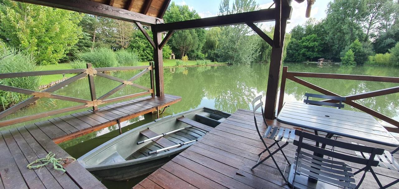 Moulin Du Soustre Bed & Breakfast *